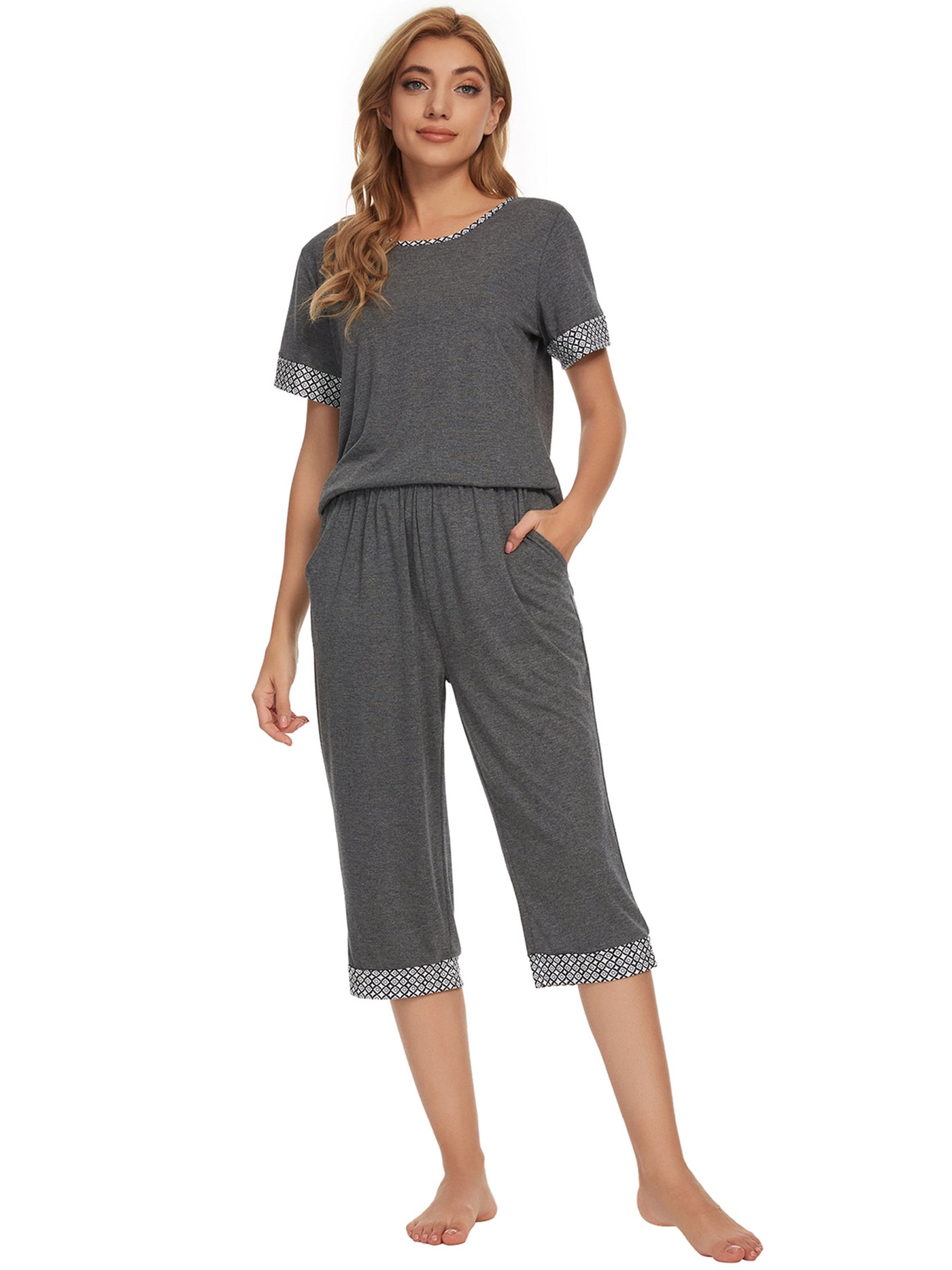 Bublédon Womens Pajama Set Round Neck with Capri Pants Casual Pjs Lounge Sleepwears